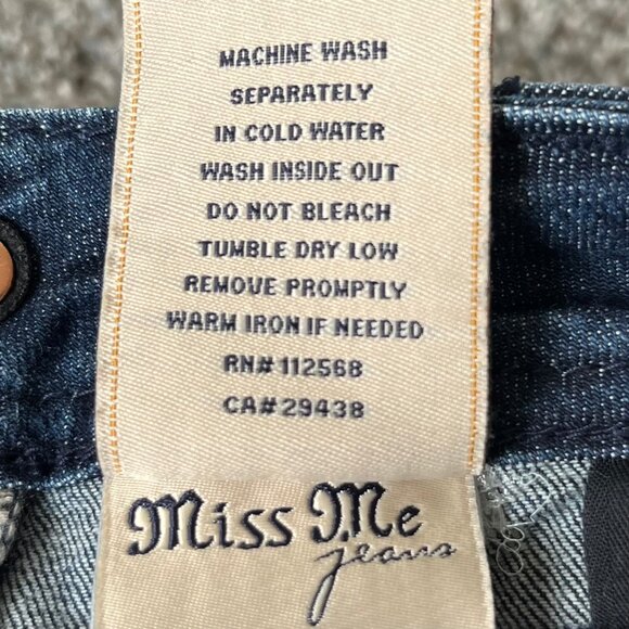 Miss Me Jeans, Women's size 26, Special stitching and design - Picture 11 of 16